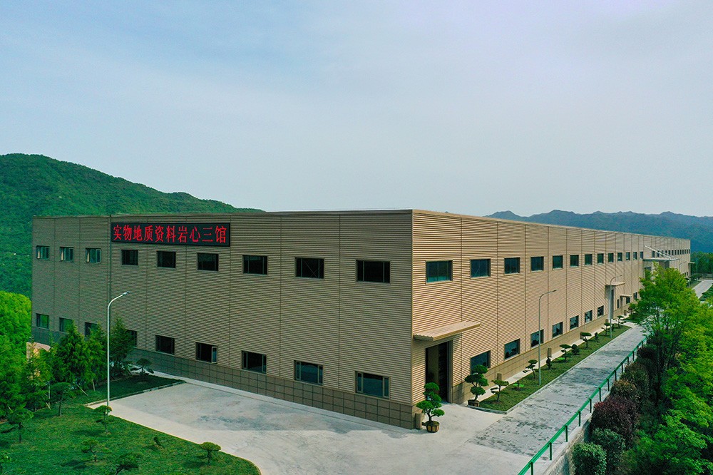 202512311767141231747326.jpg 33.jpg